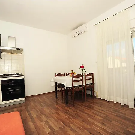 Apartment Klelija