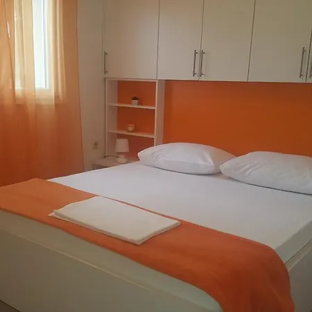 Apartment Klelija *